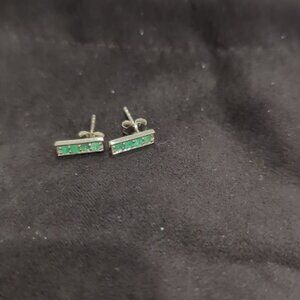 New David Sigal Sterling silver gem bar emerald earrings